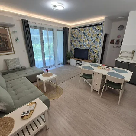 Apartmán Honved 77 Ii. By Bltn Balatonlelle